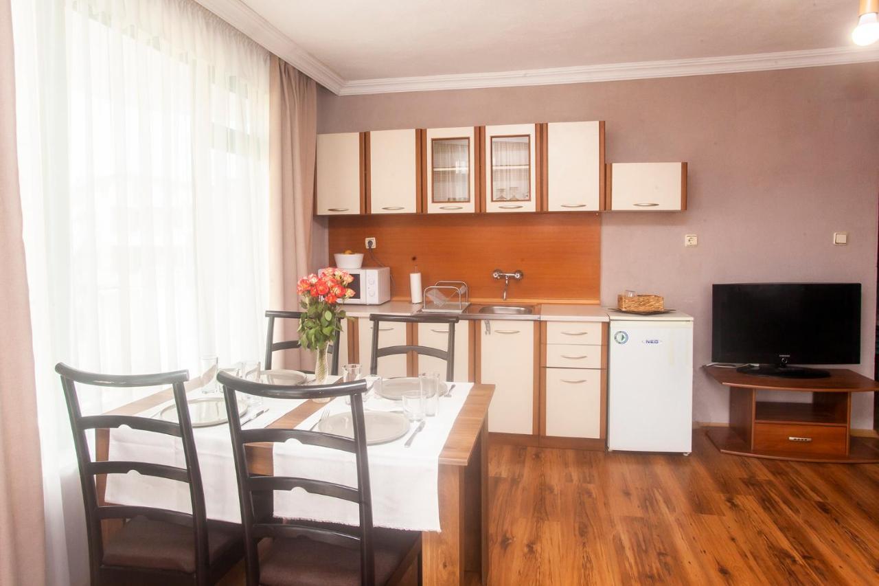 Ravda Bay Guest House Экстерьер фото