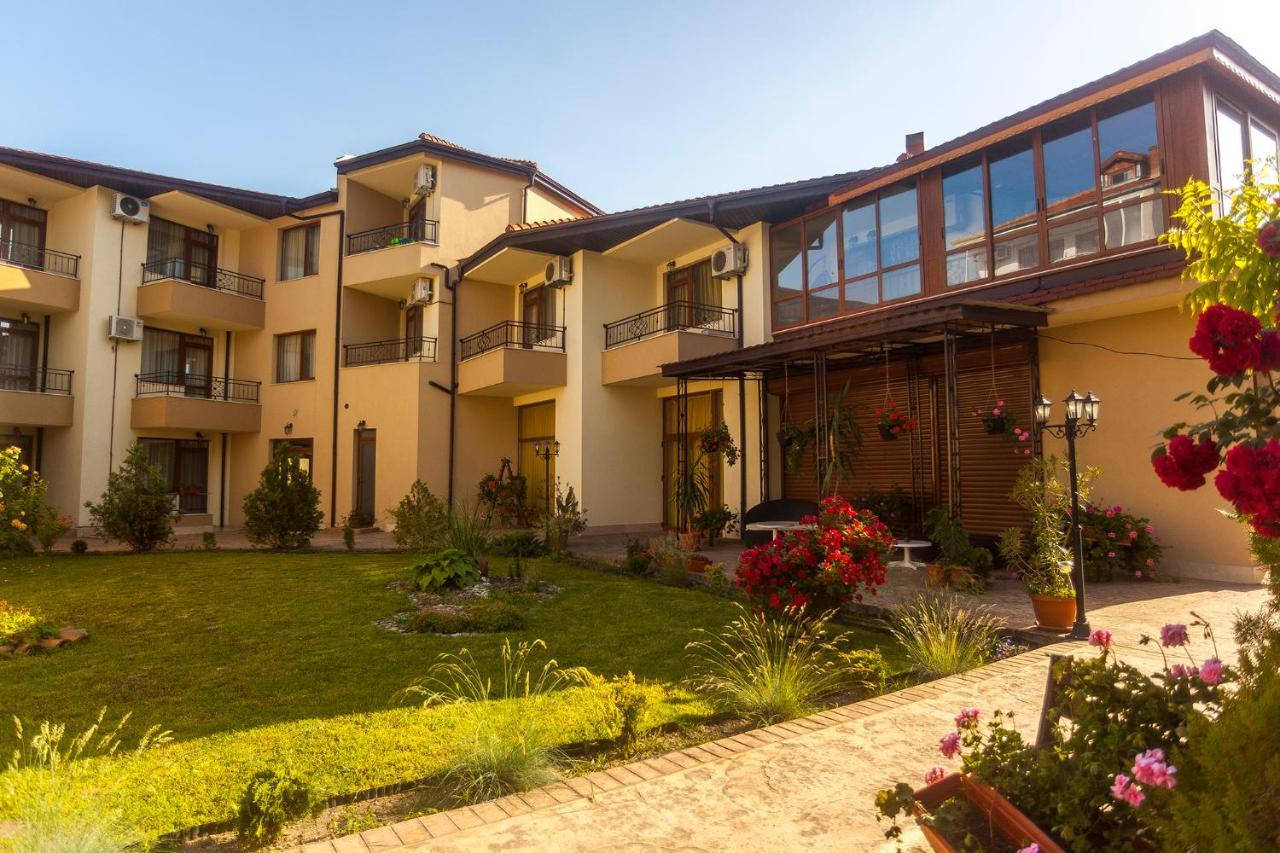 Ravda Bay Guest House Экстерьер фото